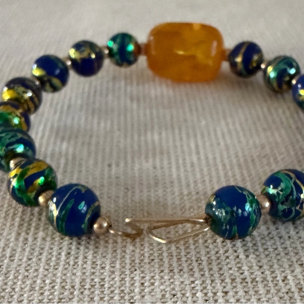 Blue and Gold Glass Bead Bracelet with Amber Focal Bead - Picture 3 of 5